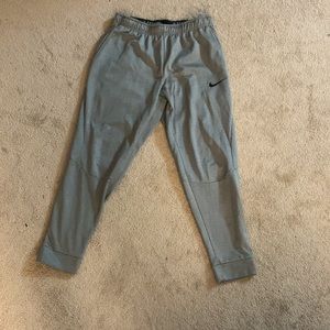Nike Therma-Fit Men's Tapered Pants